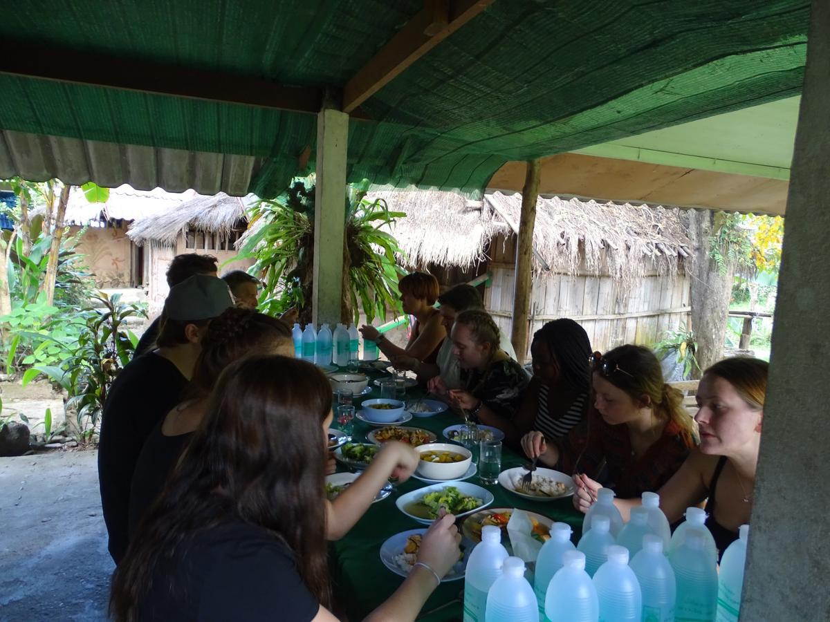 Hill Tribe Art House Lägenhet Chiang Rai Exteriör bild